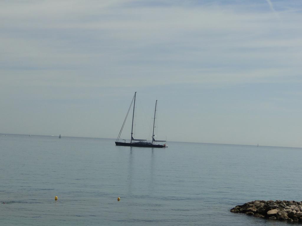Appartement La Tourraque Cote Mer Antibes Exteriör bild