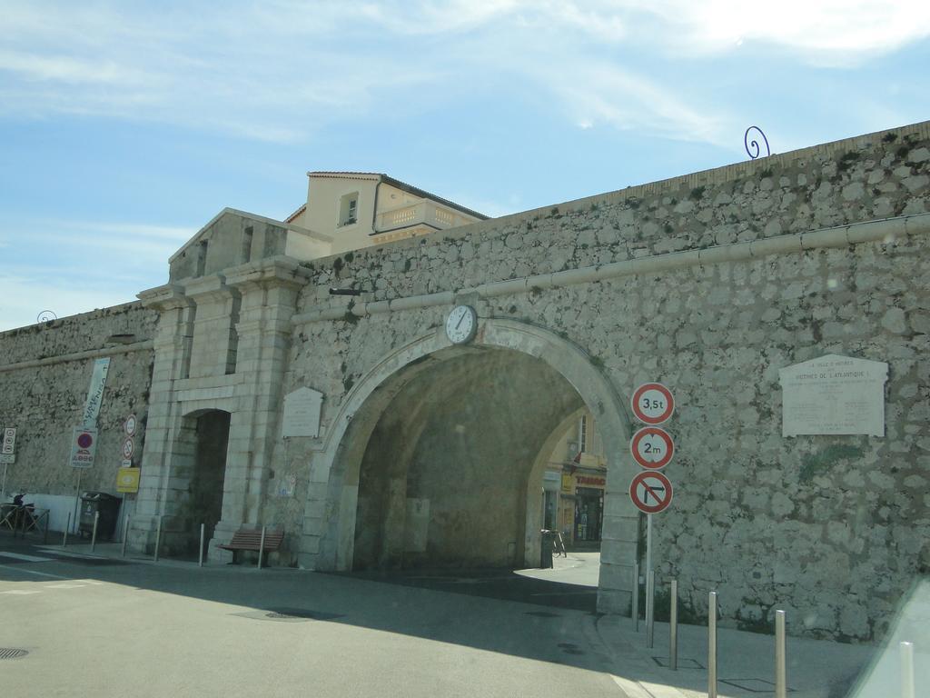 Appartement La Tourraque Cote Mer Antibes Exteriör bild